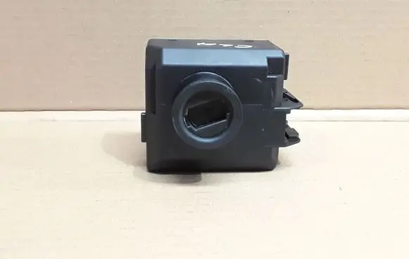 Mercedes-Benz CLA C117 X117 W117 Ignition lock A2469054702