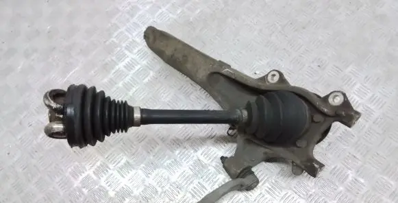 Volvo XC90 Front wheel hub 31360642
