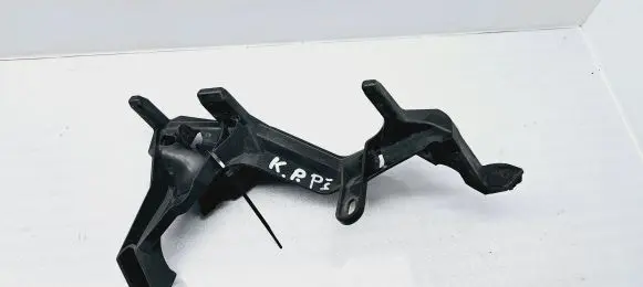 Porsche Cayenne (9PA) Front bumper mounting bracket 7L5807889