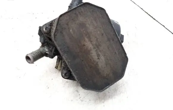 Ford Transit Oil filter mounting bracket 6790875821