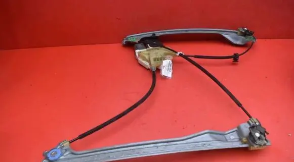 Renault Laguna III Front door window regulator with motor 807000002R