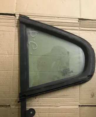 Volvo S60 Rear vent window glass 43R000016E000191DOT211M75AS2
