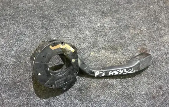 Volkswagen PASSAT B3 Indicator stalk