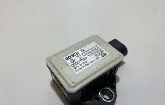 Audi A4 S4 B7 8E 8H ESP acceleration yaw rate sensor 8E0907637B 0265005618 3001407