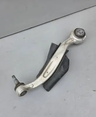 Front lower control arm/wishbone