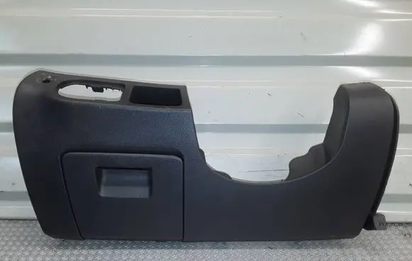 Dashboard lower bottom trim panel