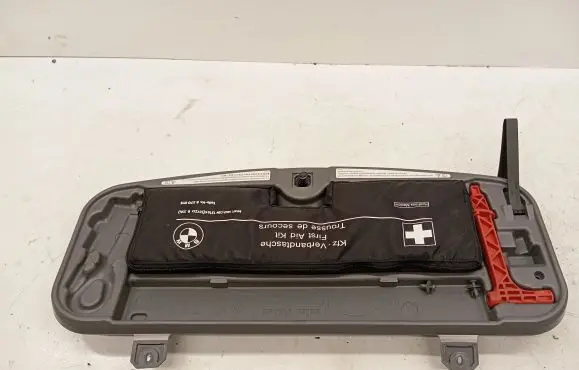 BMW 7 F01 F02 F03 F04 Tool box 6784442