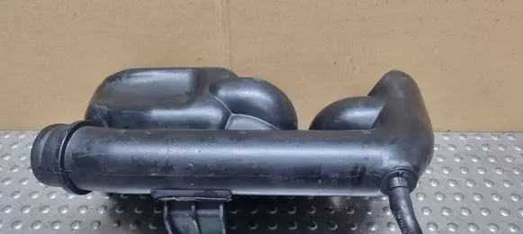 Audi A2 Intake resonator 036133354D