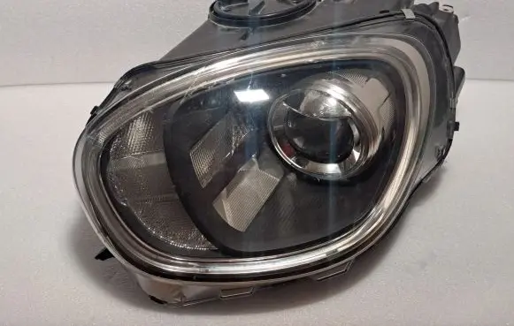 Mini Cooper Countryman F60 Headlight/headlamp