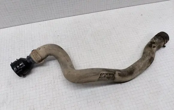 Skoda Octavia Mk2 (1Z) Engine coolant pipe/hose