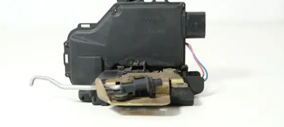Audi A6 S6 C5 4B Front door lock 4B1837016B