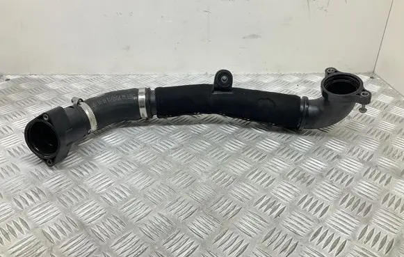 Intercooler hose/pipe