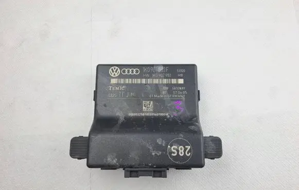 Volkswagen Touran I Gateway control module 1K0907530F 1K0907951 0325