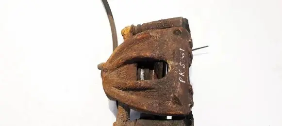 Toyota Corolla Verso AR10 Front brake caliper