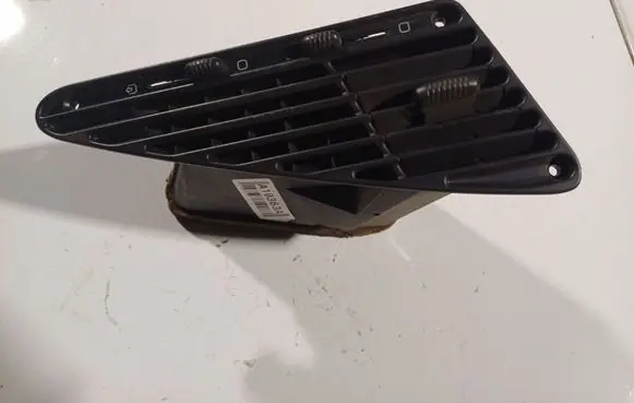 Fiat Ulysse Dash center air vent grill 9105243000000