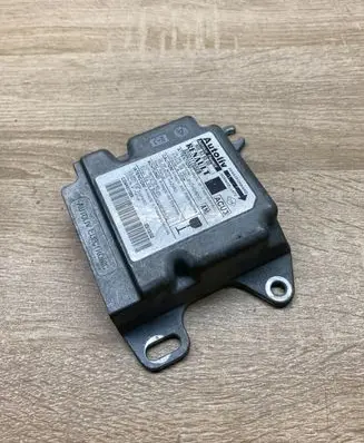 Renault Scenic I Airbag control unit/module 8200117652B 600639500