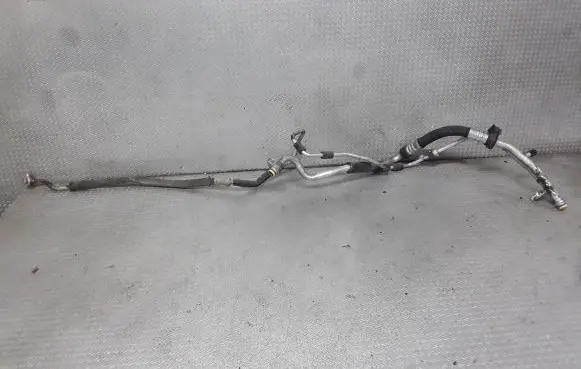 Audi A4 S4 B7 8E 8H Air conditioning (A/C) pipe/hose 8E1260712AJ