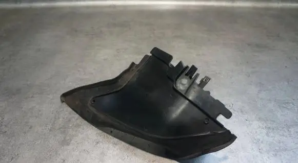 Volvo S60 Intercooler air channel guide 31323559