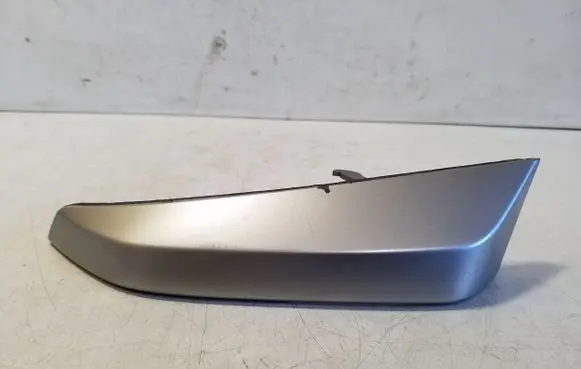 Nissan Navara D23 Panel trim 684214JA0A
