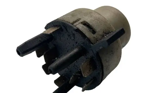 Audi 80 90 S2 B4 Ignition lock contact 4A0905849