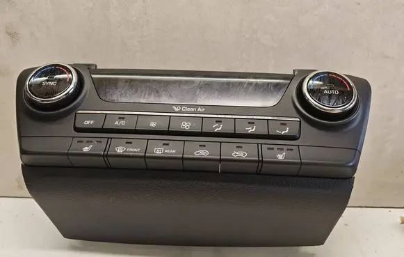 Hyundai Tucson IV NX4 Climate control unit 97250D3XXX