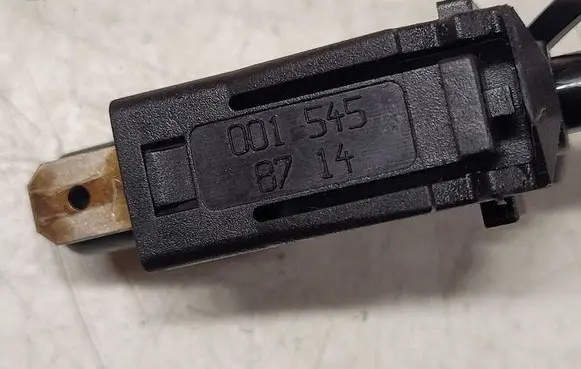 Mercedes-Benz A W168 Brake pedal sensor switch 0015458714