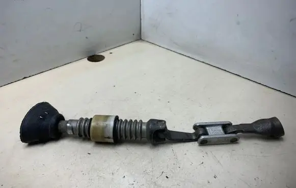 Mercedes-Benz C W203 Steering column universal joint 2104620748