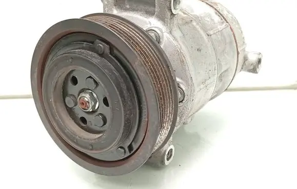Volvo V40 Air conditioning (A/C) compressor (pump) 31469966 023717048B4