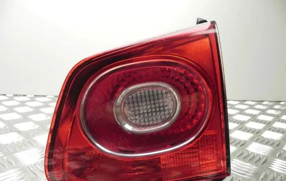 Volkswagen Tiguan Rear/tail lights 5N0945094C A781