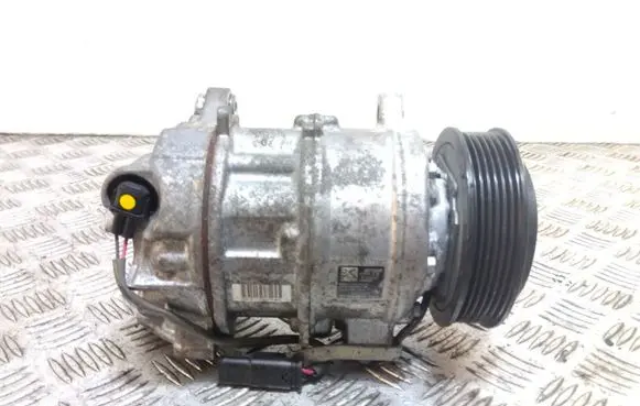 BMW 4 F32 F33 Air conditioning (A/C) compressor (pump) 9299328