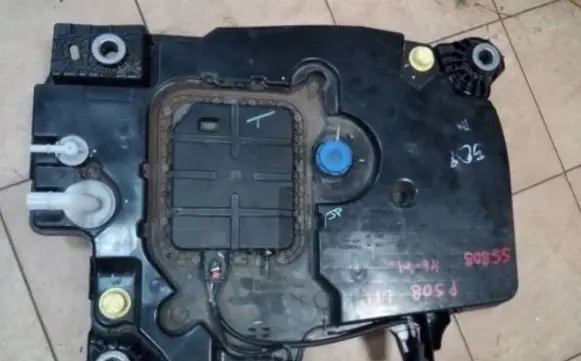 Peugeot 508 AdBlue liquid reservoir 9813729880 NE55803