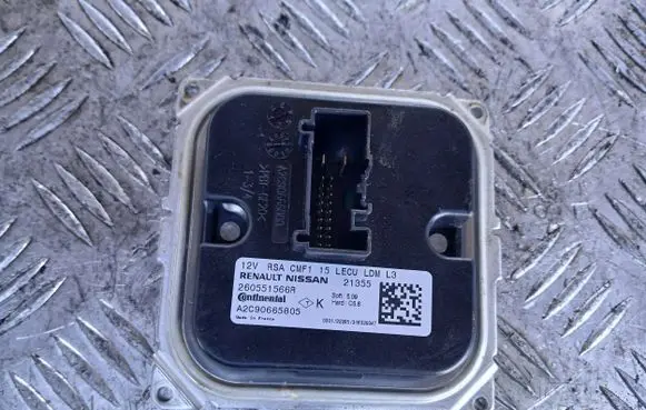 Renault Koleos II LED ballast control module 260551566R A2C90665805