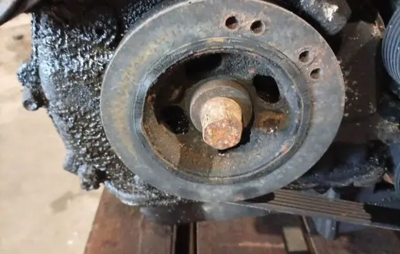 Chrysler Sebring (ST-22 - JR) Crankshaft pulley