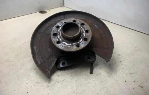 Audi A3 S3 8L Rear wheel hub spindle/knuckle 