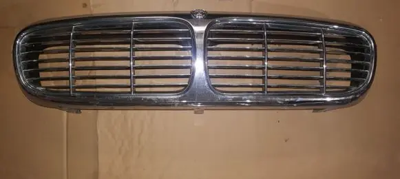Jaguar XJ X350 Front bumper upper radiator grill 2W938A100 2W9342301