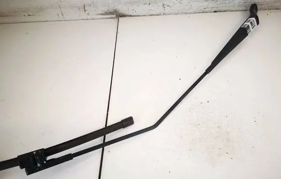 Peugeot 207 Front wiper blade arm