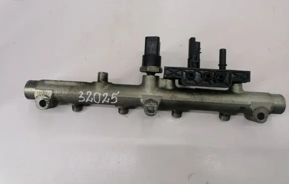 Citroen C5 Fuel main line pipe 9631728280 0445214017