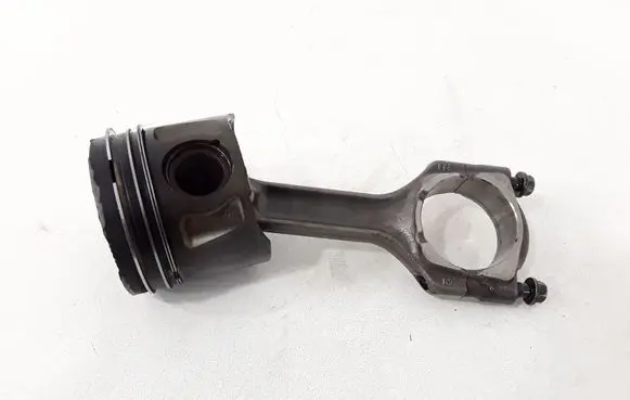 Opel Insignia A Piston with connecting rod