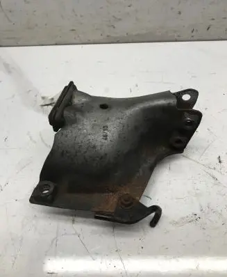 Audi A5 8T 8F Engine mounting bracket 8K0399059A 8K0399059C