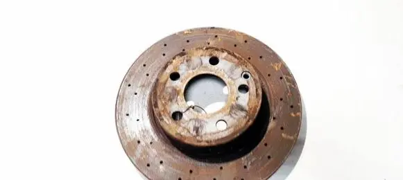 Mercedes-Benz C AMG W204 Front brake disc ventiliuojamas