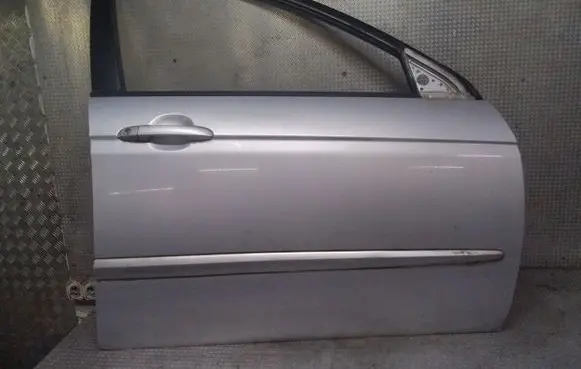 KIA Cerato Front door