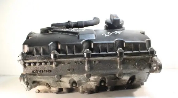 Volkswagen Golf V Engine head 