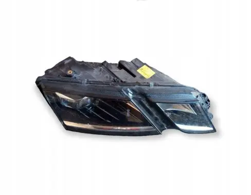 Skoda Octavia Mk3 (5E) Headlight/headlamp 5E1941016E