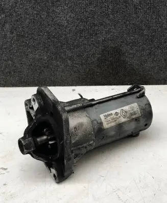 Renault Captur Starter motor 233003329R 14G41865PG3B