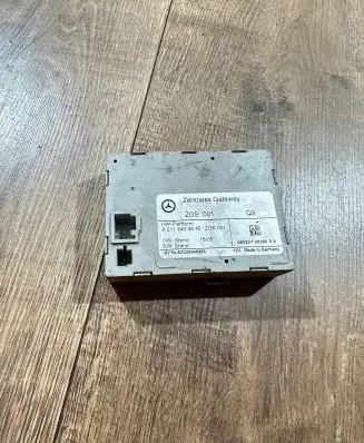 Mercedes-Benz E W211 Other control units/modules A2115403545 A2C53045953 060207002805A