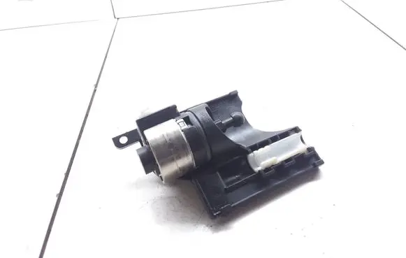 Headlight level adjustment motor