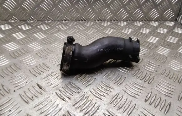 Audi A4 S4 B6 8E 8H Intercooler hose/pipe 8E0145708B
