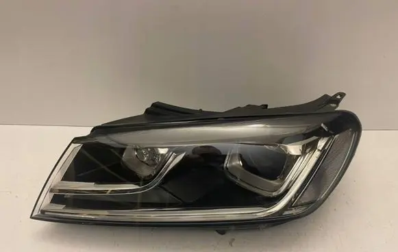 Volkswagen Touareg II Headlight/headlamp 7P1941033A 1ZT01193721