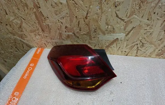 Opel Astra J Rear/tail lights