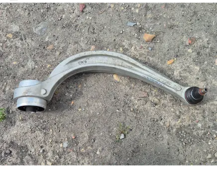Audi Q7 4M Front lower control arm/wishbone 4M0407695C